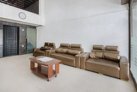 OYO 600 Hotel Skyhy