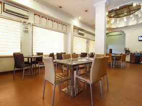 OYO 600 Hotel Skyhy