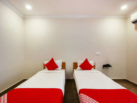 OYO Flagship 13544 Sri Sai Nilayam