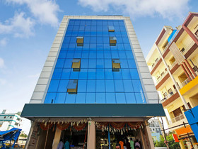 OYO Flagship 13544 Sri Sai Nilayam