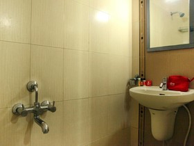 OYO Rooms Sujana Forum Mall