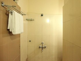 OYO Rooms Sujana Forum Mall