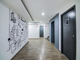 OYO Townhouse 034 Hitech City Road