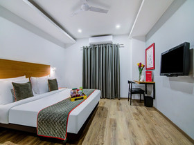 OYO Townhouse 034 Hitech City Road