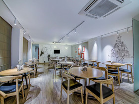 OYO Townhouse 034 Hitech City Road