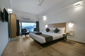 OYO Townhouse 074 Nampally