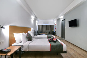 OYO Townhouse 074 Nampally