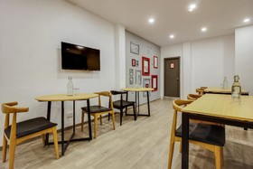 OYO Townhouse 359 Begumpet