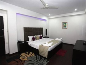 Oyster Airport Hotel
