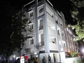 Oyster Airport Hotel