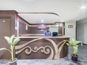 Pradha Grand By FabExpress