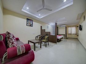 Pradha Grand By FabExpress