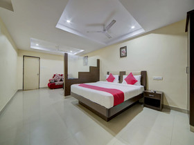 Pradha Grand By FabExpress