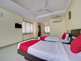 Pradha Grand By FabExpress