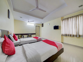 Pradha Grand By FabExpress