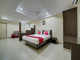 Pradha Grand By FabExpress