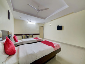 Pradha Grand By FabExpress