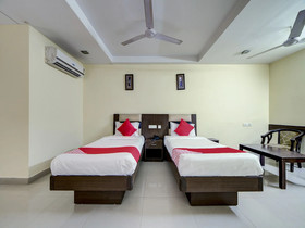 Pradha Grand By FabExpress