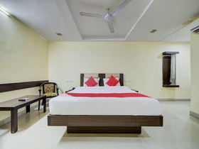 Pradha Grand By FabExpress