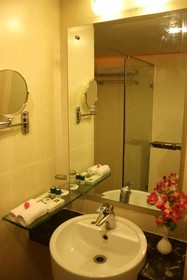 Quality Inn Residency