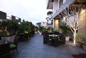 Radisson Blu Plaza Hyderabad Banjara Hills