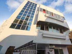 Raj Banjara White House by OYO Rooms