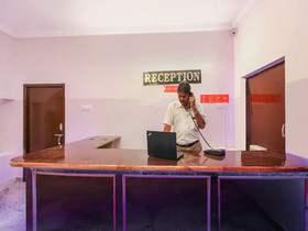 Raj Banjara White House by OYO Rooms