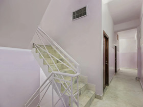 Raj Banjara White House by OYO Rooms