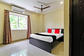 Royal Emirates by OYO Rooms