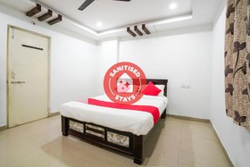 Sa Thirumala Residency by OYO Rooms
