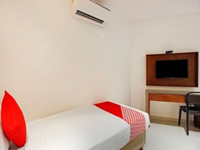 Sesha Grand By OYO Rooms