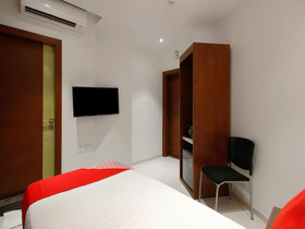 Sesha Grand By OYO Rooms