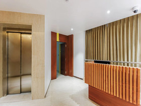 Sesha Grand By OYO Rooms