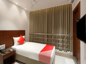 Sesha Grand By OYO Rooms