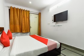 S Grand by OYO Rooms