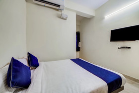 SilverKey Executive Stays 27824 Dharamkar Residency