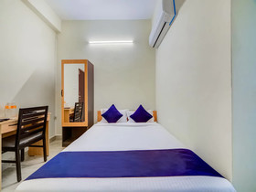 SilverKey Executive Stays 27824 Dharamkar Residency