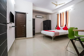 Siri Elite By OYO Rooms