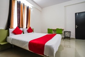 Siri Elite By OYO Rooms