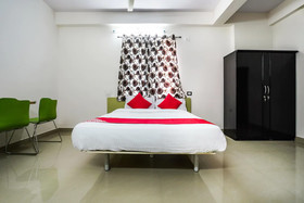 Siri Elite By OYO Rooms