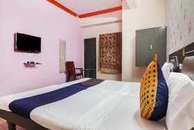 SPOT ON 74966 Shree Amardeep Hotel