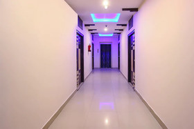 Capital O 18725 Hotel Hillside