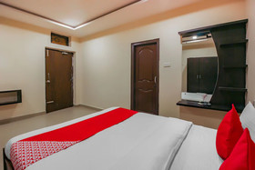 Capital O 18725 Hotel Hillside