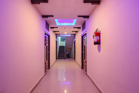Capital O 18725 Hotel Hillside