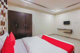 Capital O 18725 Hotel Hillside