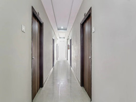 Sri Lakshmi Deluxe By OYO Rooms