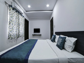 Sri Rama Inn By OYO Rooms