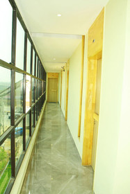 Sri Sampoorna Hotel