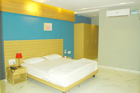Sri Sampoorna Hotel