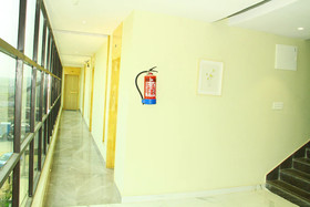 Sri Sampoorna Hotel